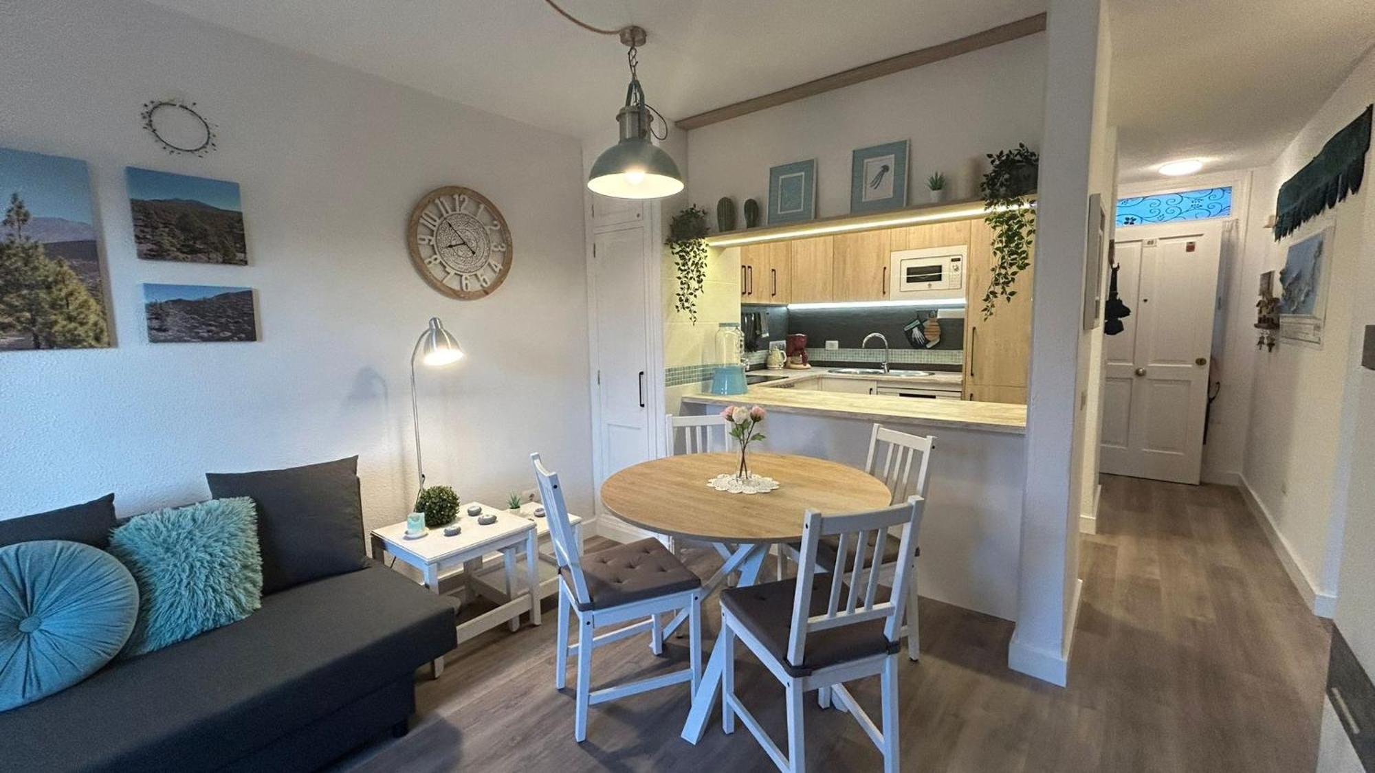 Huebsche Ferienwohnung Mit 2 Schlafzimmern, Pool Und Wlan, Strandnaehe Callao Salvaje Ngoại thất bức ảnh